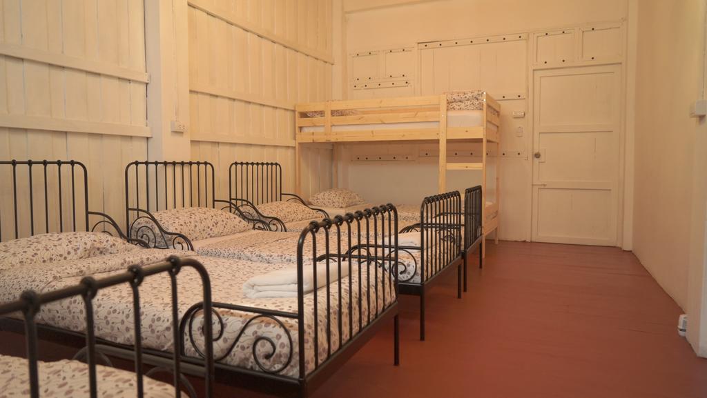 Tiger Lily Hostel Μπανγκόκ Δωμάτιο φωτογραφία