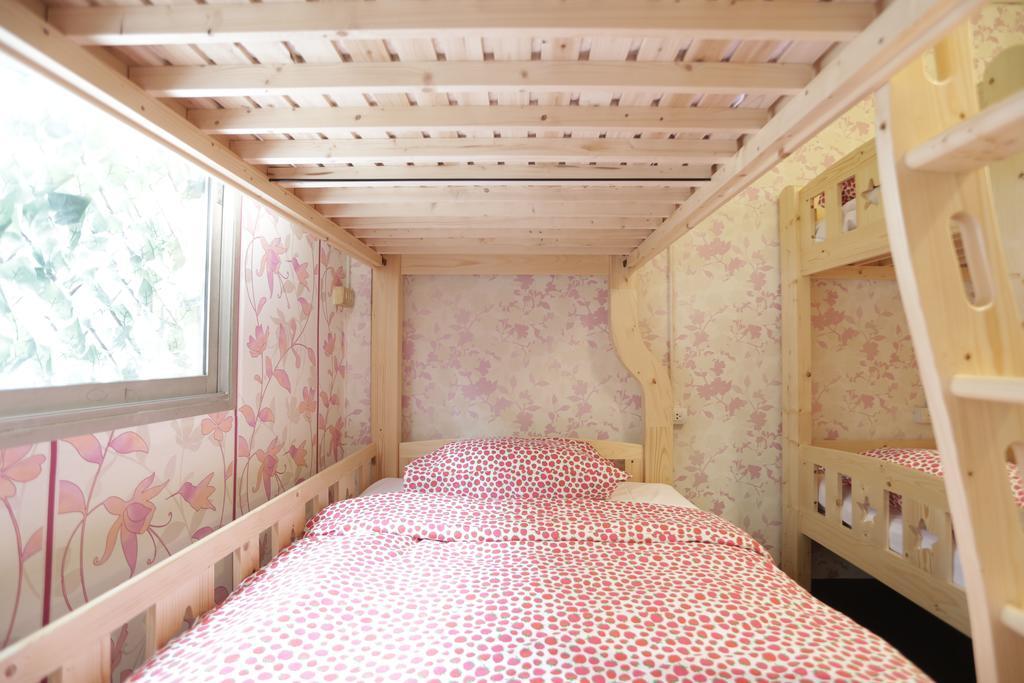 Tiger Lily Hostel Μπανγκόκ Εξωτερικό φωτογραφία
