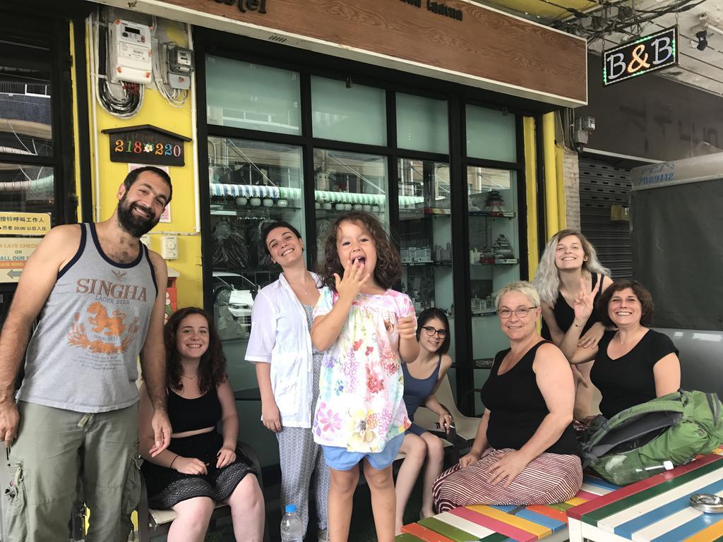 Tiger Lily Hostel Μπανγκόκ Εξωτερικό φωτογραφία